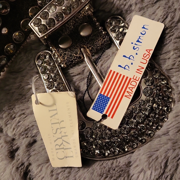 B.B. Simon with Swarovski crystals horseshoe belt. BNWT. - Picture 4 of 6